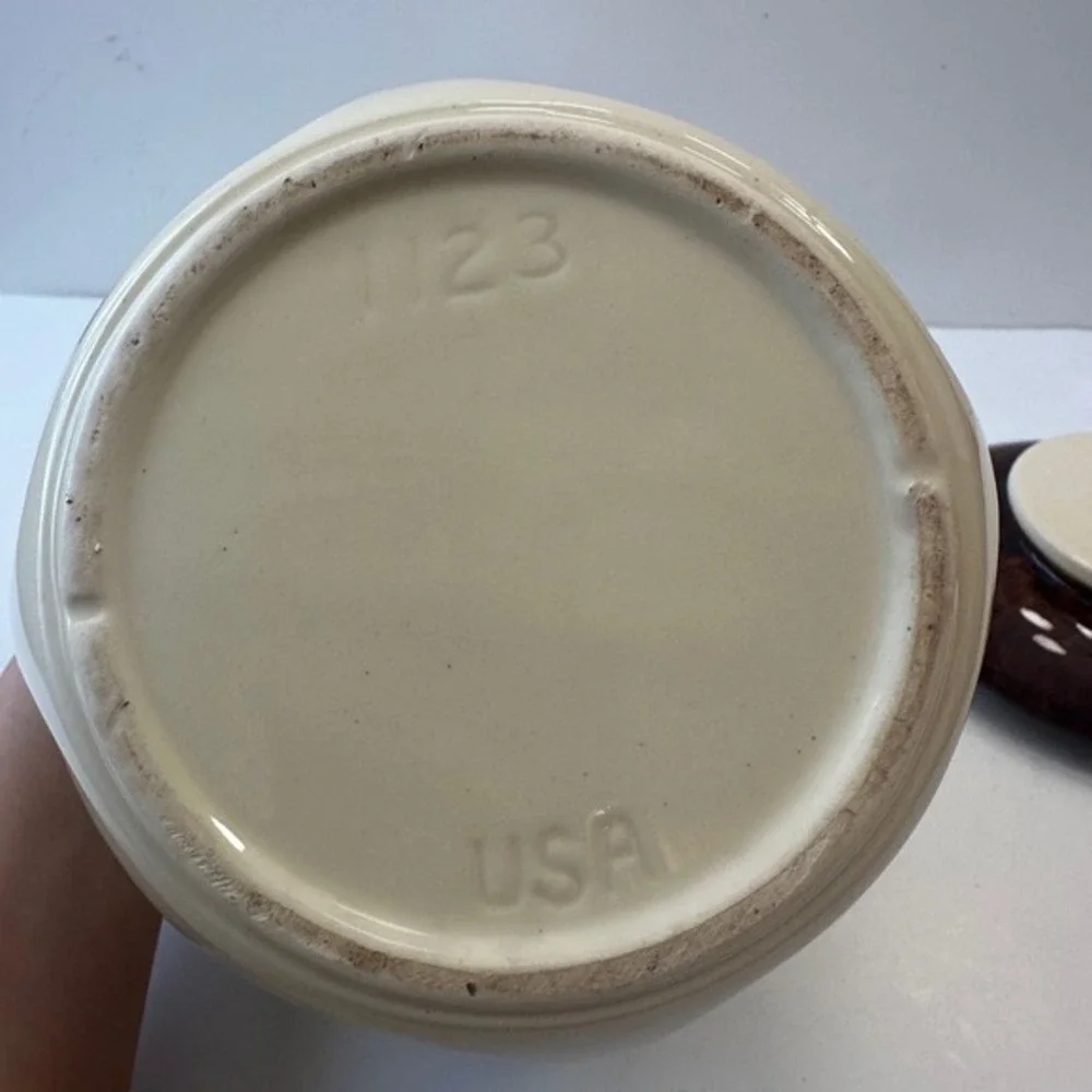 Vintage USA‎ Ceramic Kitchen Canister Jar Apple Hazelnut Decor Storage